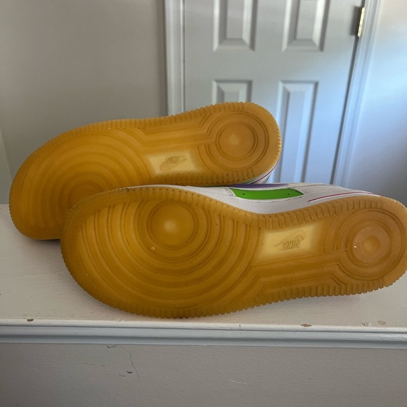 Nike Air Force 1 LV8 GS 'Fruit Colors' size 5 - Picture 7 of 9